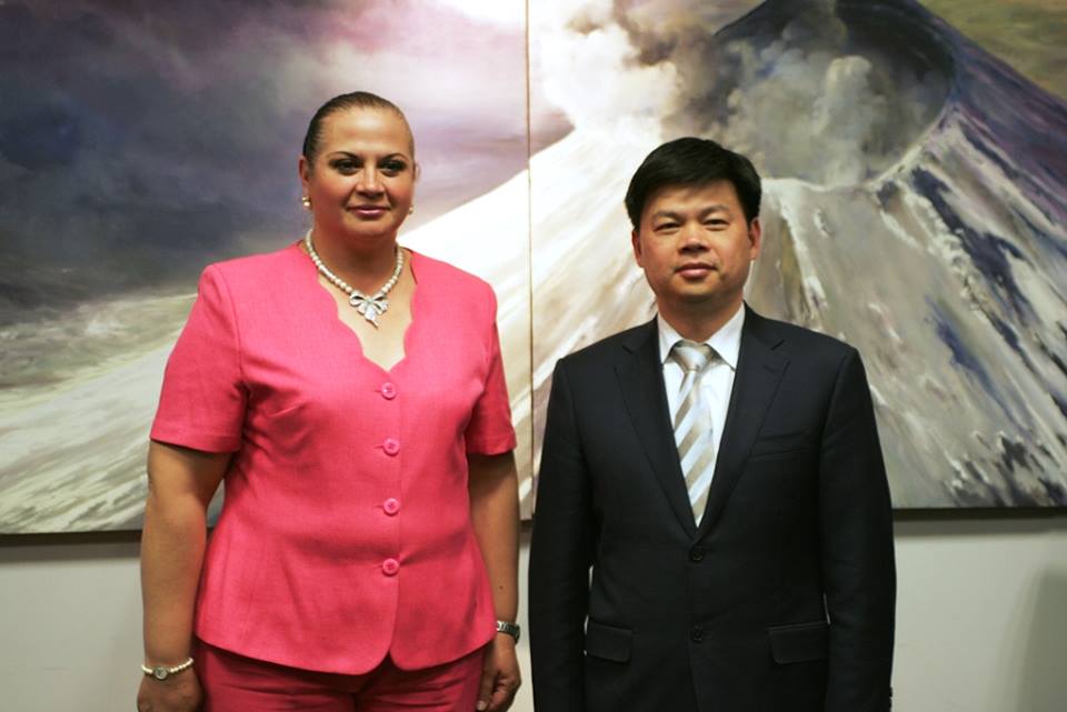 Reunión con la delegación China del distrito HUISHAN