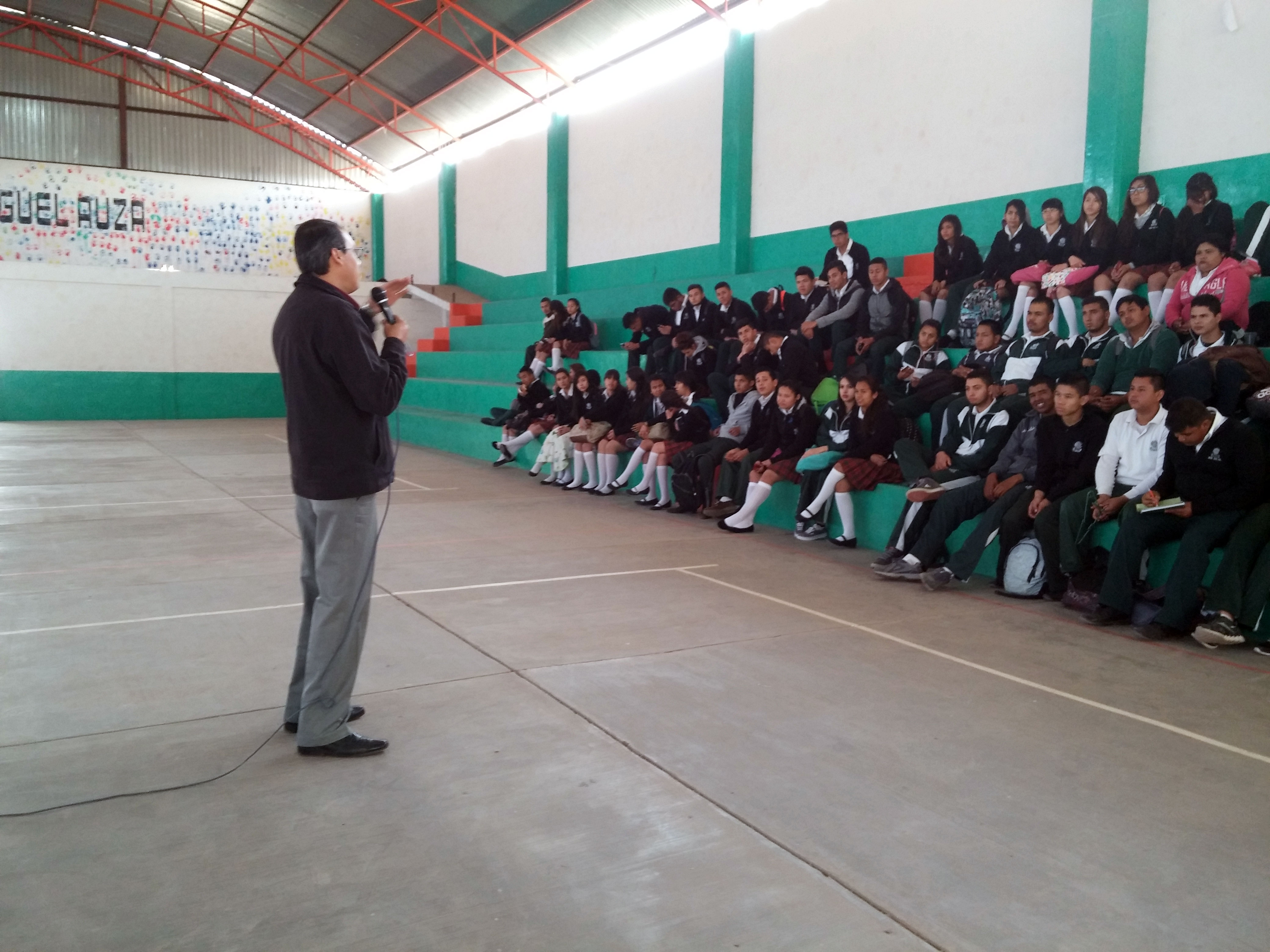 Visitando el COBAEZ de Miguel Auza