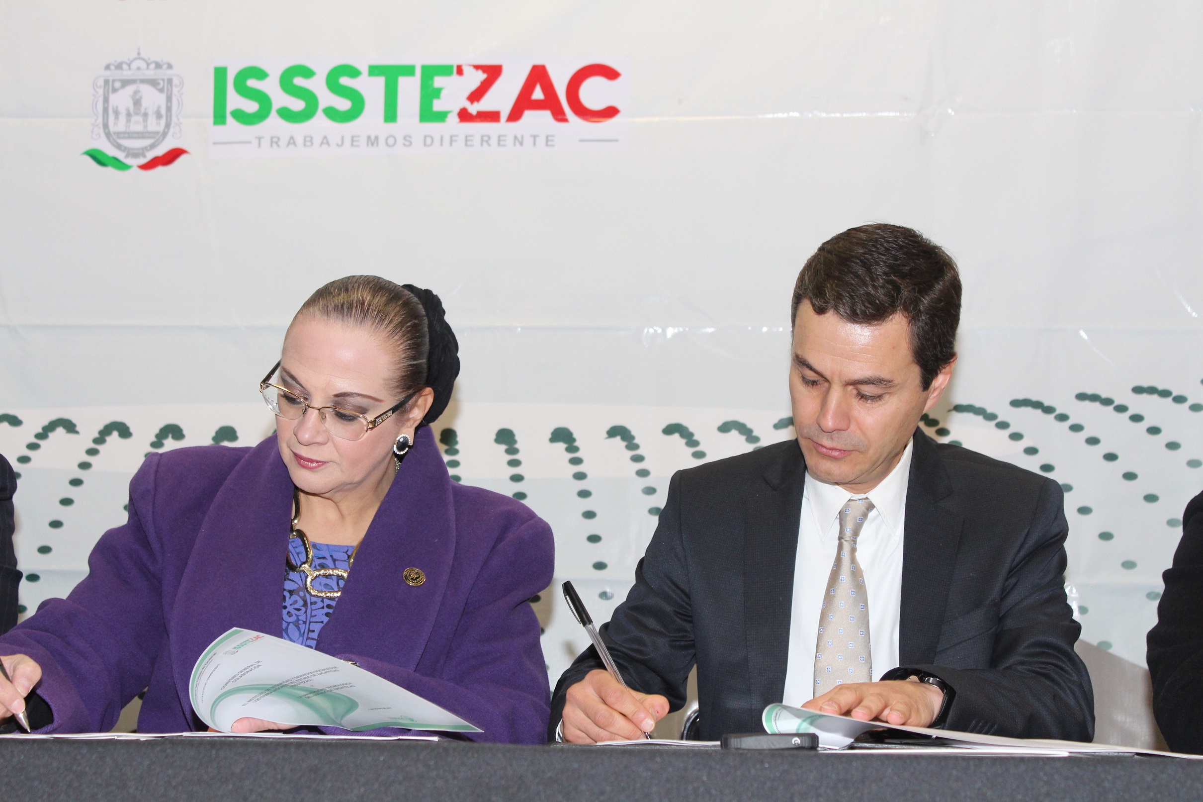 Utzac contribuye al fortalecimiento económico del Issstezac